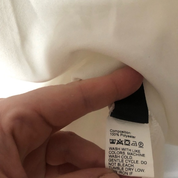 Set of 2 SHEIN camisoles - Picture 12 of 16